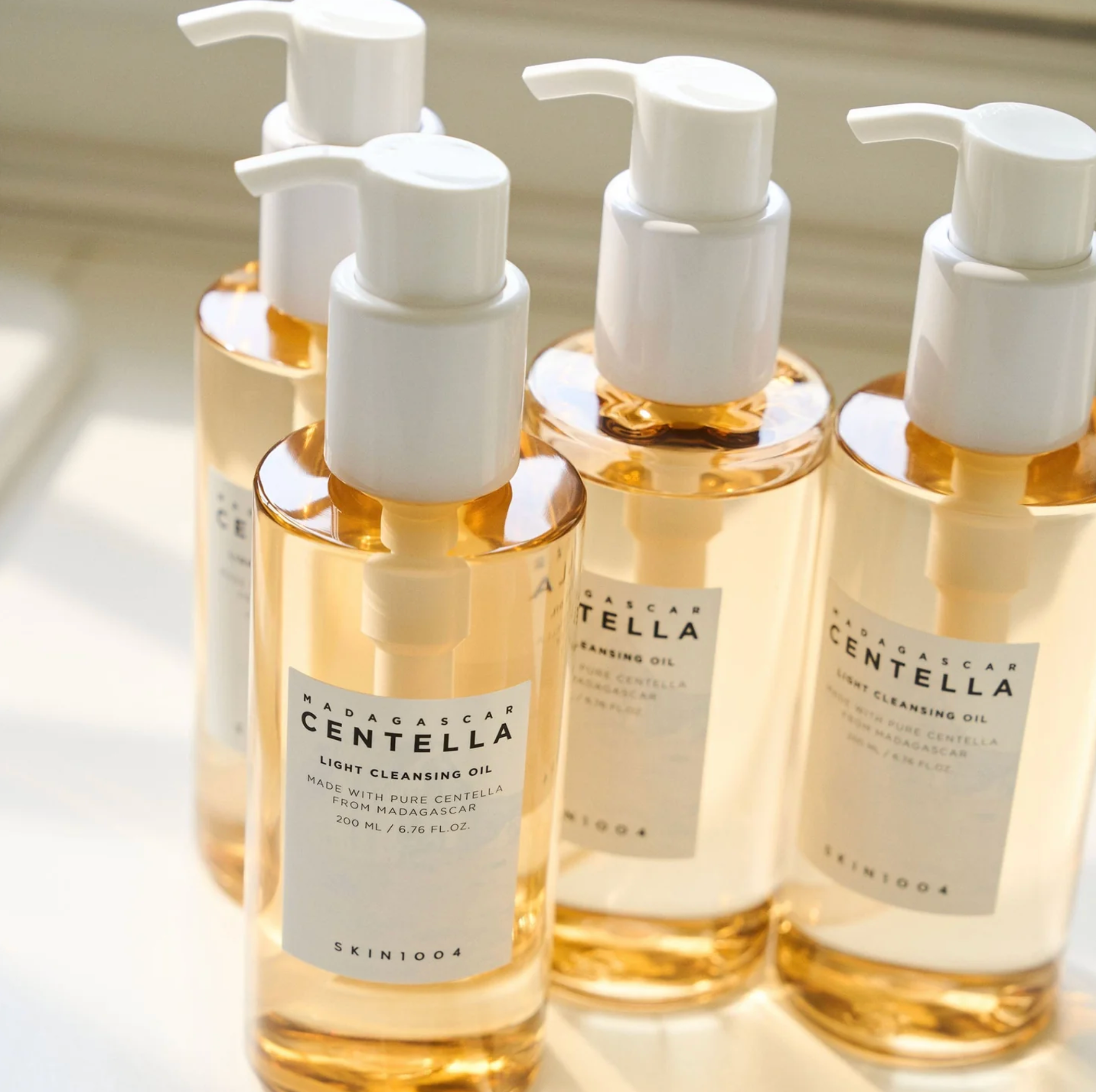 Skin1004 Madagascar Centella Light Cleansing Oil